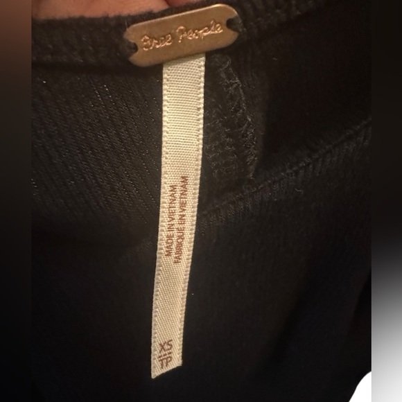 BUNDLE BOX - various women’s XS tops - Picture 2 of 14